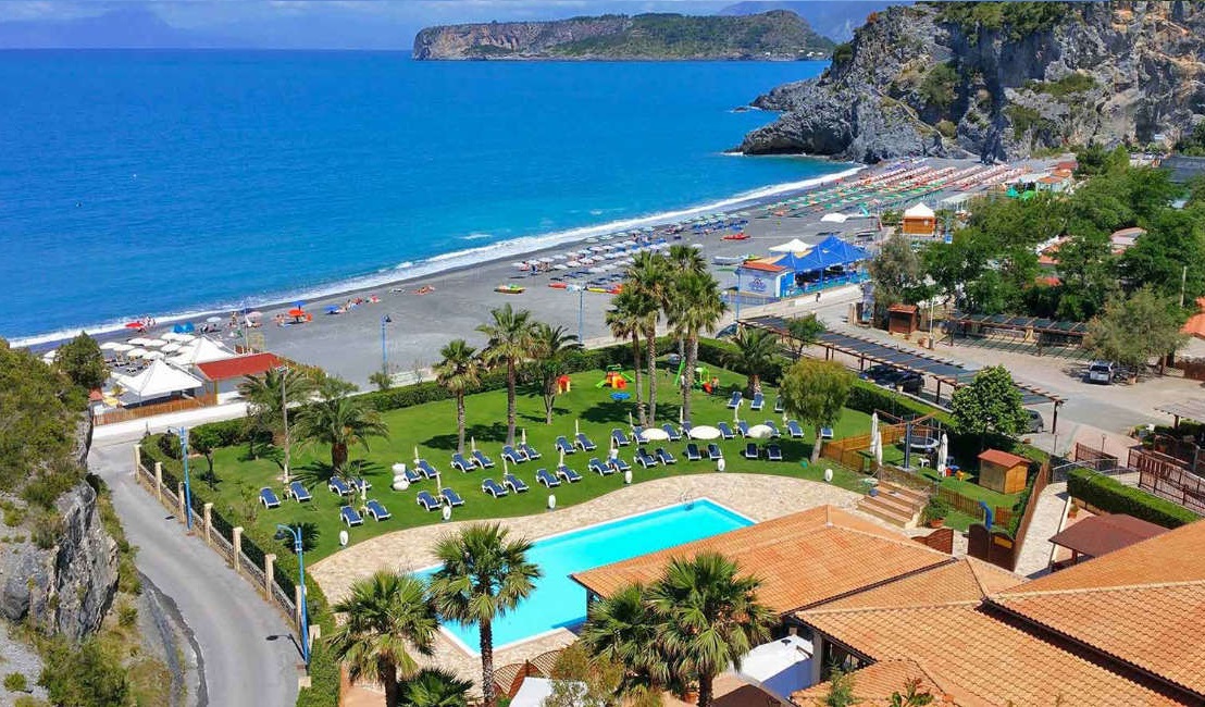 Atelier Club Arcomagno Beach Resort