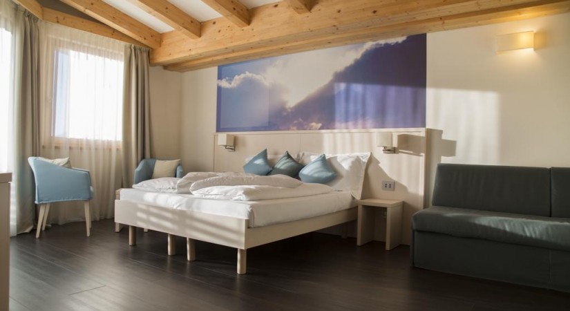 Blu_Hotel_Natura_Spa_Trentino_Alto_Adige_Folgaria_Camere_3-tSa-825X450