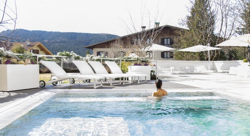 Blu_Hotel_Natura_Spa_Trentino_Alto_Adige_Folgaria_Piscina-tSa-825X450