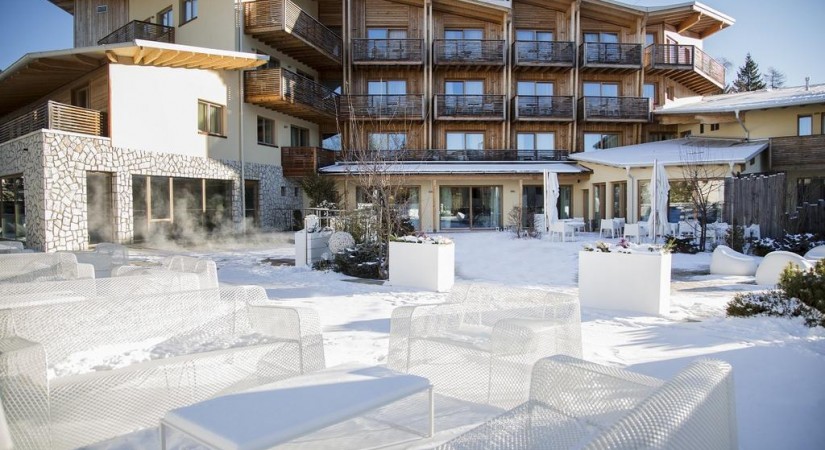 Blu_Hotel_Natura_Spa_Trentino_Alto_Adige_Folgaria_Struttura-tSa-825X450