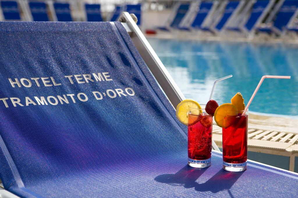 Hotel Tramonto d Oro piscina 8