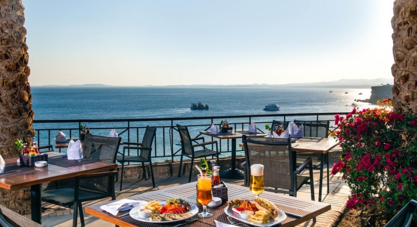 Jaz_Fanara_Resort_Sharm_El_Sheikh_ristorazione_-tSa-825X450