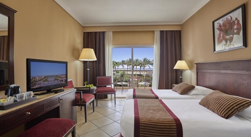 Jaz_Mirabel_Beach_Resort_Sharm_El_Sheik_Camere-tSa-825X450