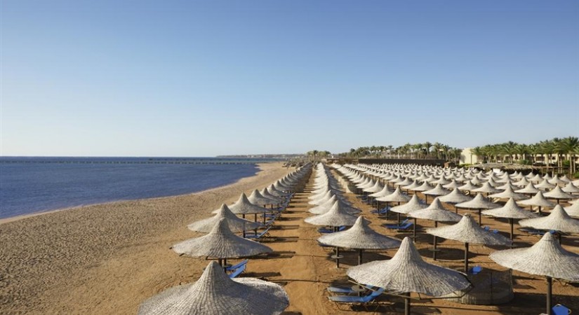 Jaz_Mirabel_Beach_Resort_Sharm_El_Sheik_Mare-tSa-825X450
